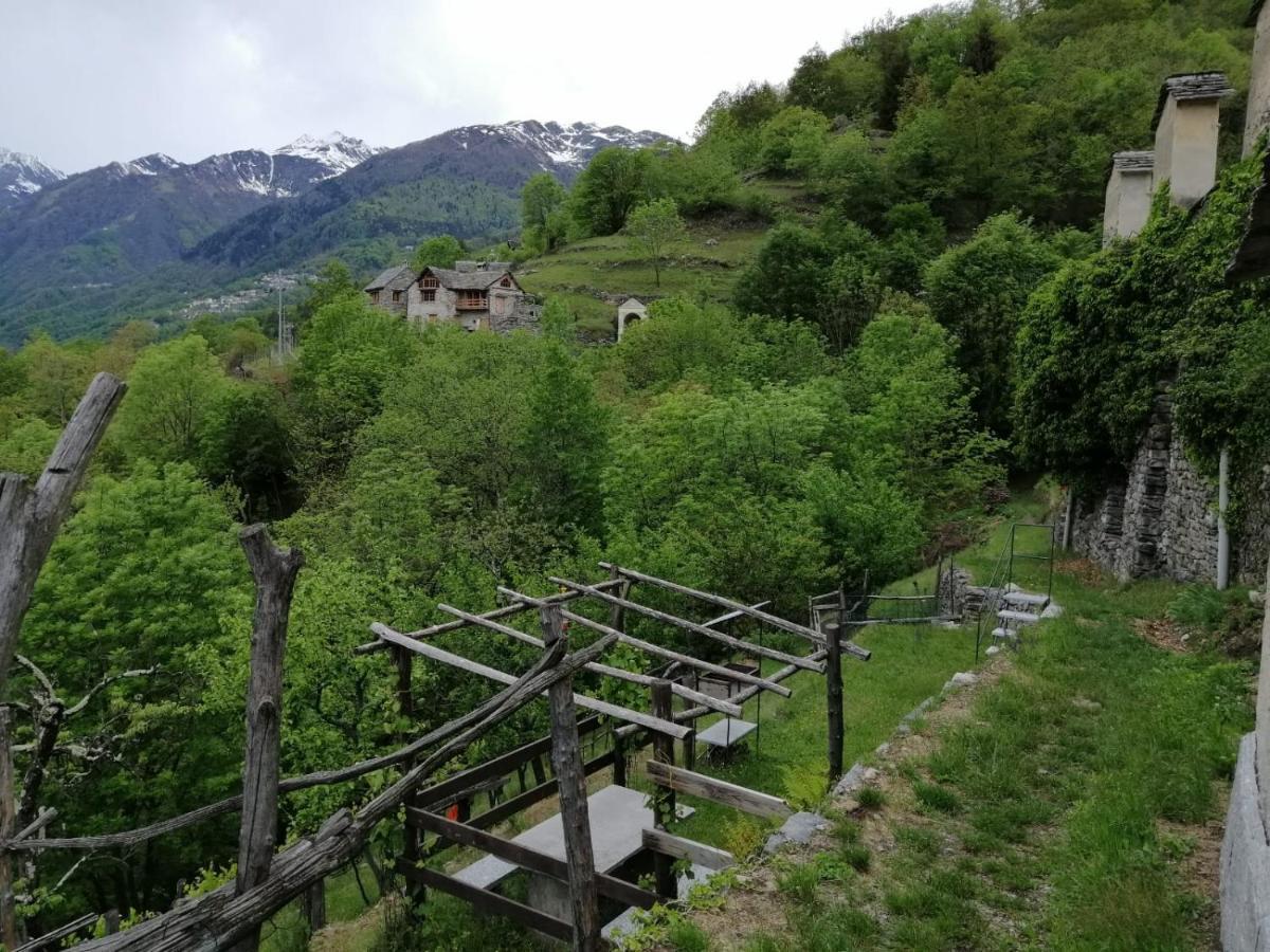 Casa Vacanze La Carbunera Villa Domodossola Ngoại thất bức ảnh