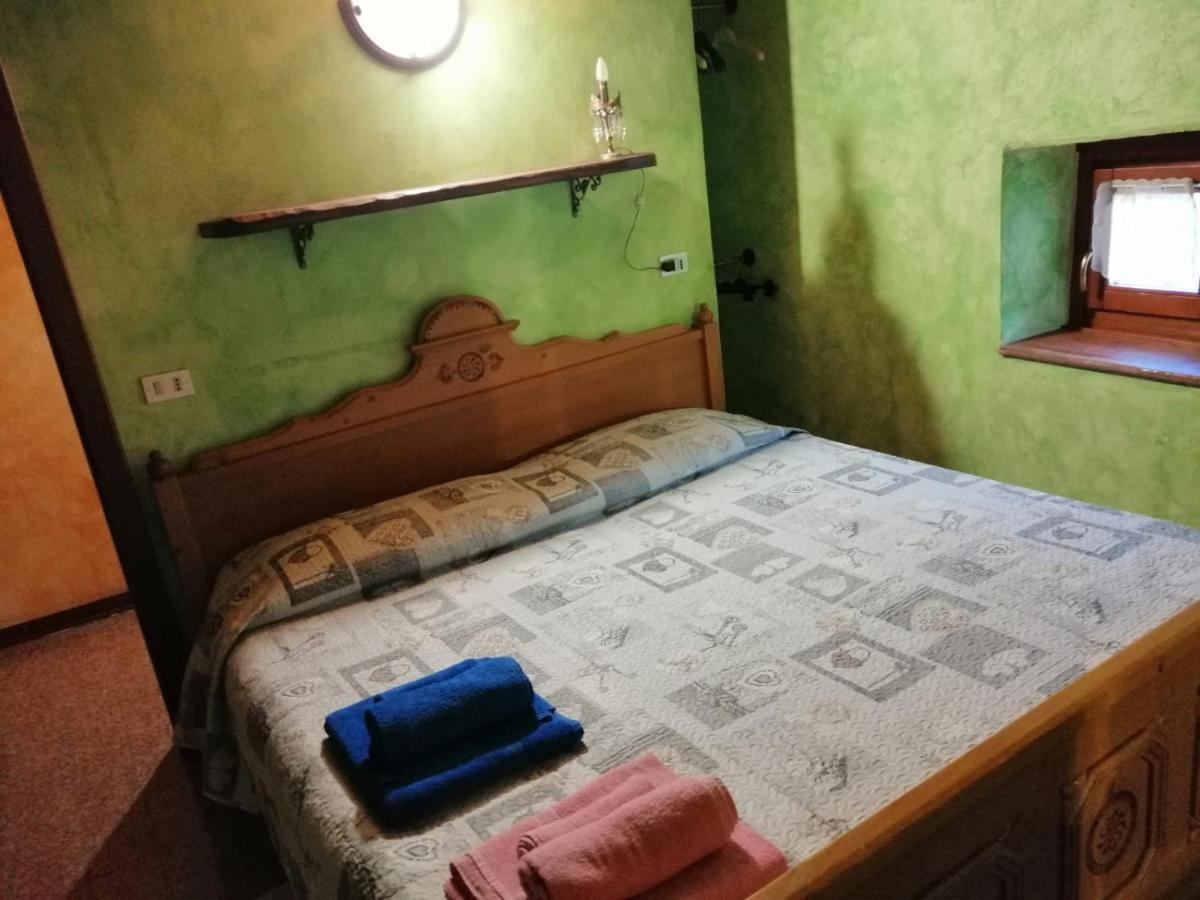 Casa Vacanze La Carbunera Villa Domodossola Ngoại thất bức ảnh